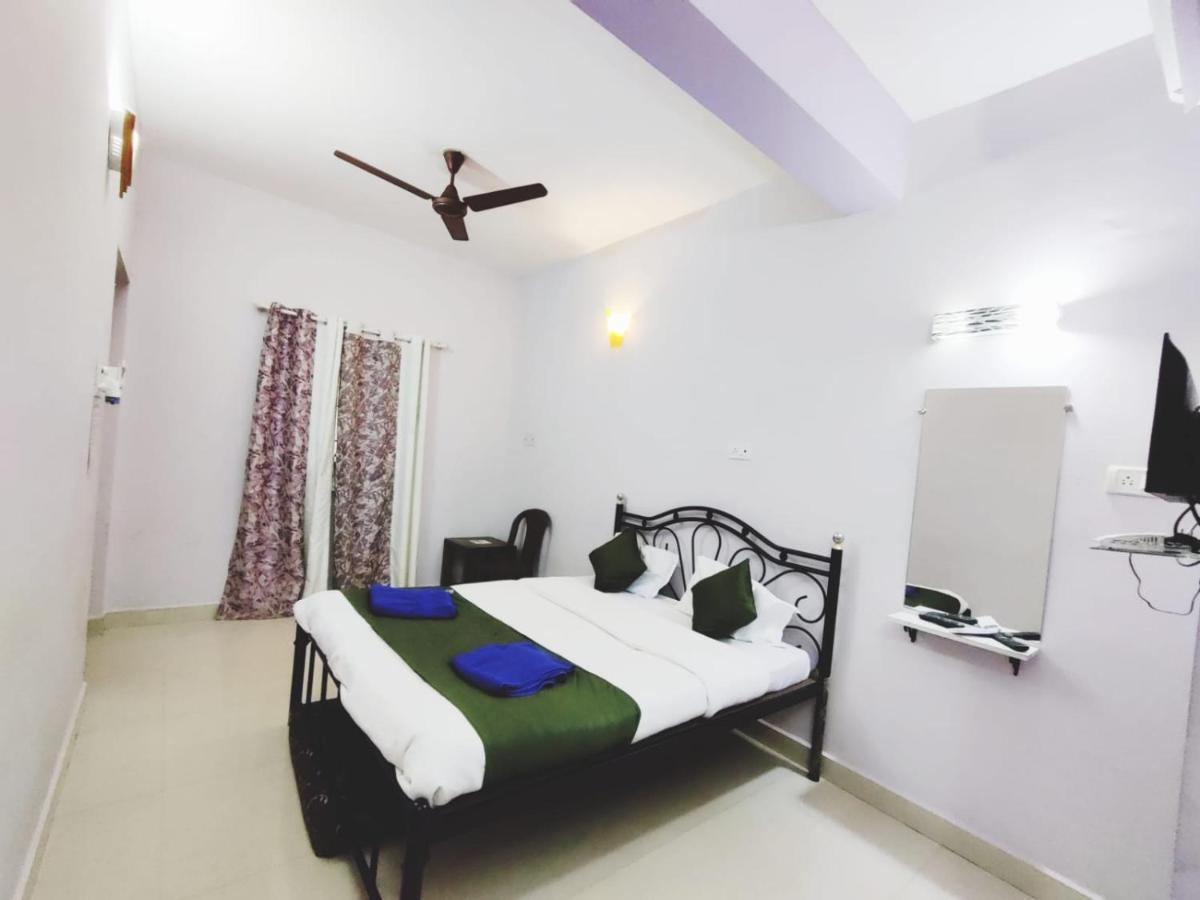 Tiger Eye Guest House Calangute Ngoại thất bức ảnh